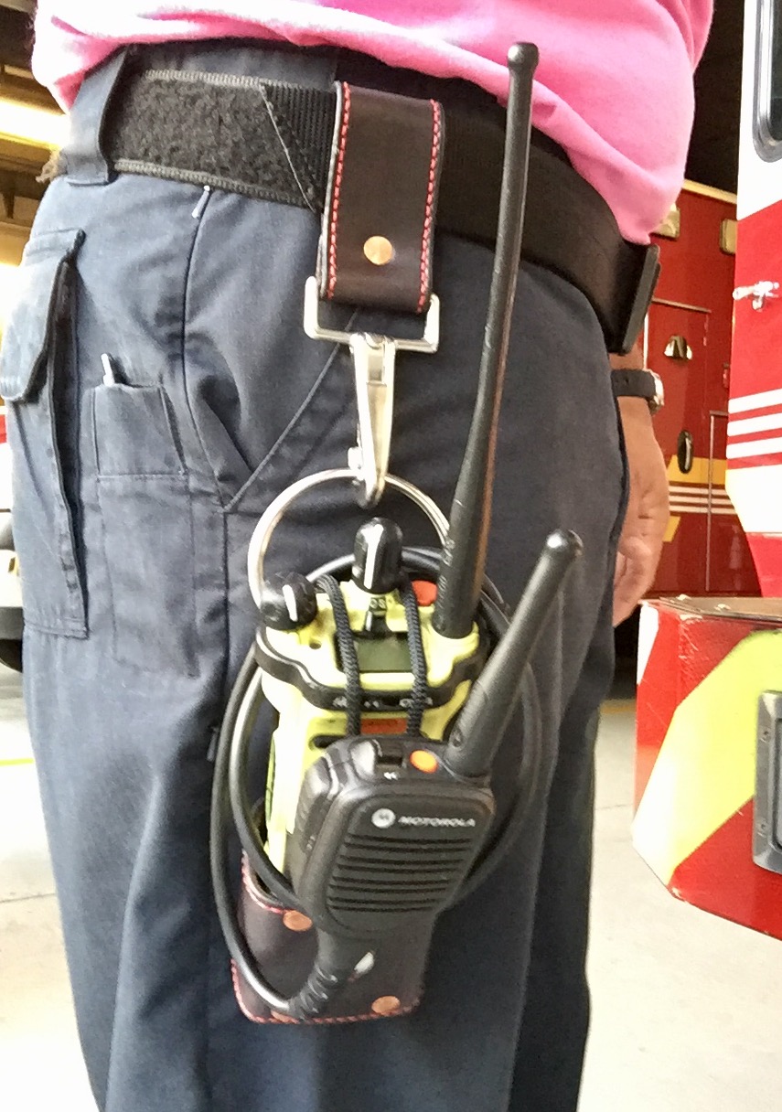 Tactical Style Radio Holder w/ Stitching – Second Alarm Custom Leather